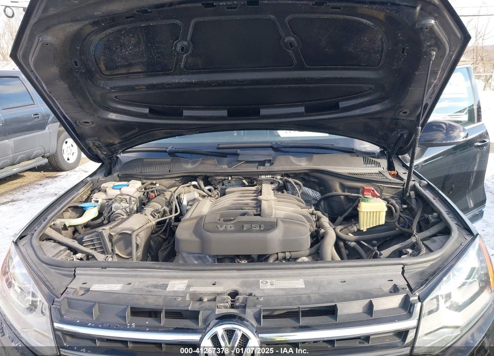 2011 VOLKSWAGEN TOUAREG VR6 SPORT VIN: WVGFF9BPXBD006824