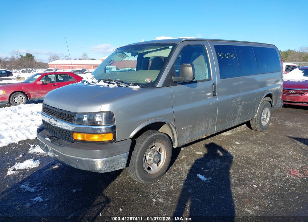 2004 CHEVROLET EXPRESS VIN: 1GAGG25U041106720