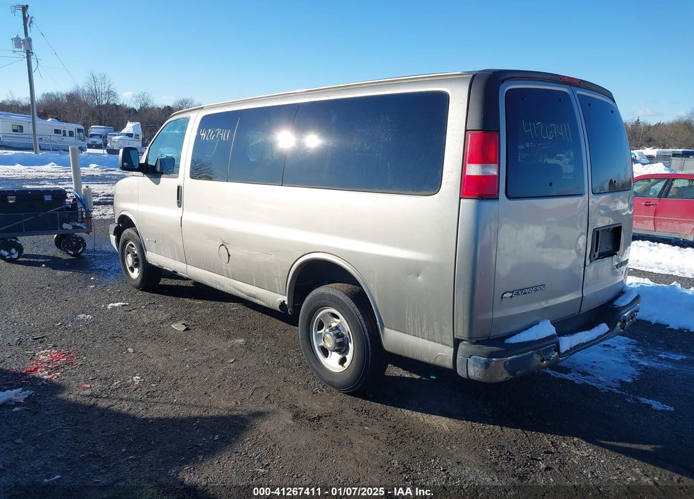 2004 CHEVROLET EXPRESS VIN: 1GAGG25U041106720