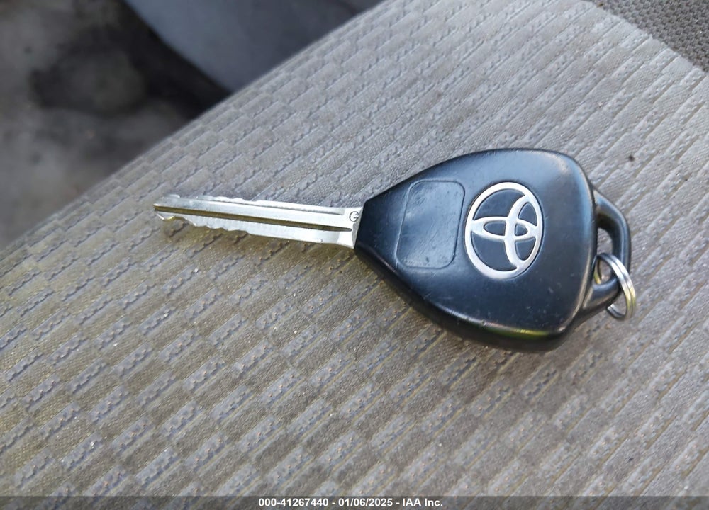 2011 TOYOTA RAV4 BASE V6 VIN: 2T3ZK4DV4BW013511