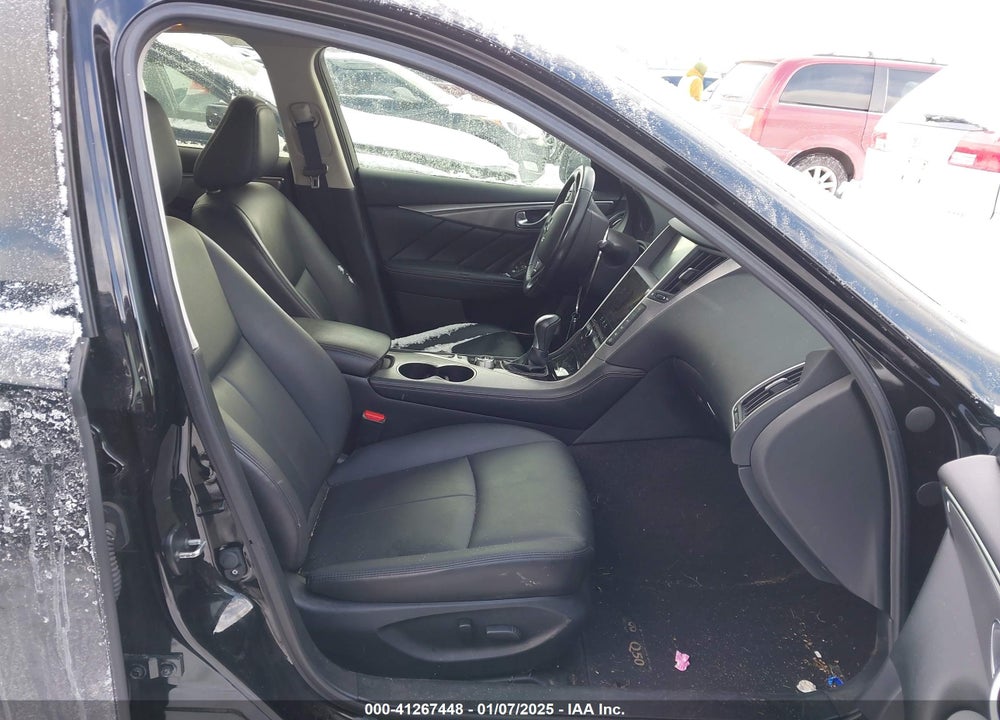 2017 INFINITI Q50 3.0T SIGNATURE EDITION VIN: JN1EV7AR5HM838044