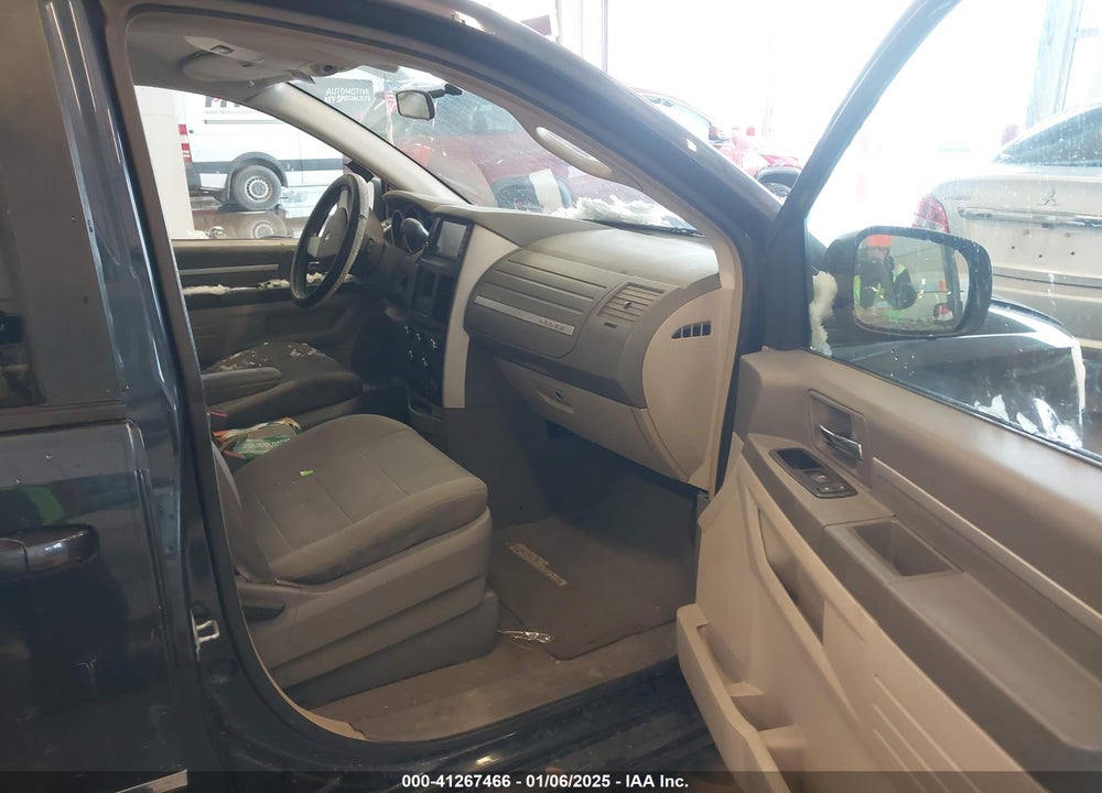 2008 DODGE GRAND CARAVAN VIN: 1D8HN54PX8B164365