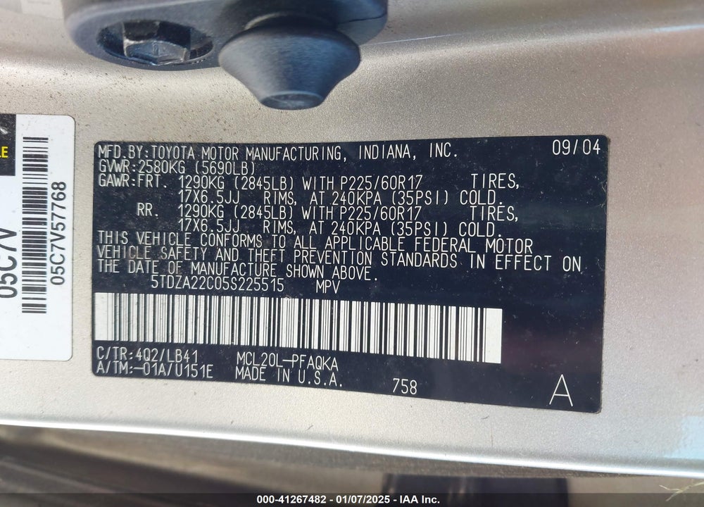 2005 TOYOTA SIENNA XLE LIMITED VIN: 5TDZA22C05S225515