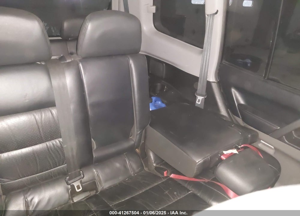 2002 MITSUBISHI MONTERO LIMITED VIN: JA4MW51R02J016667