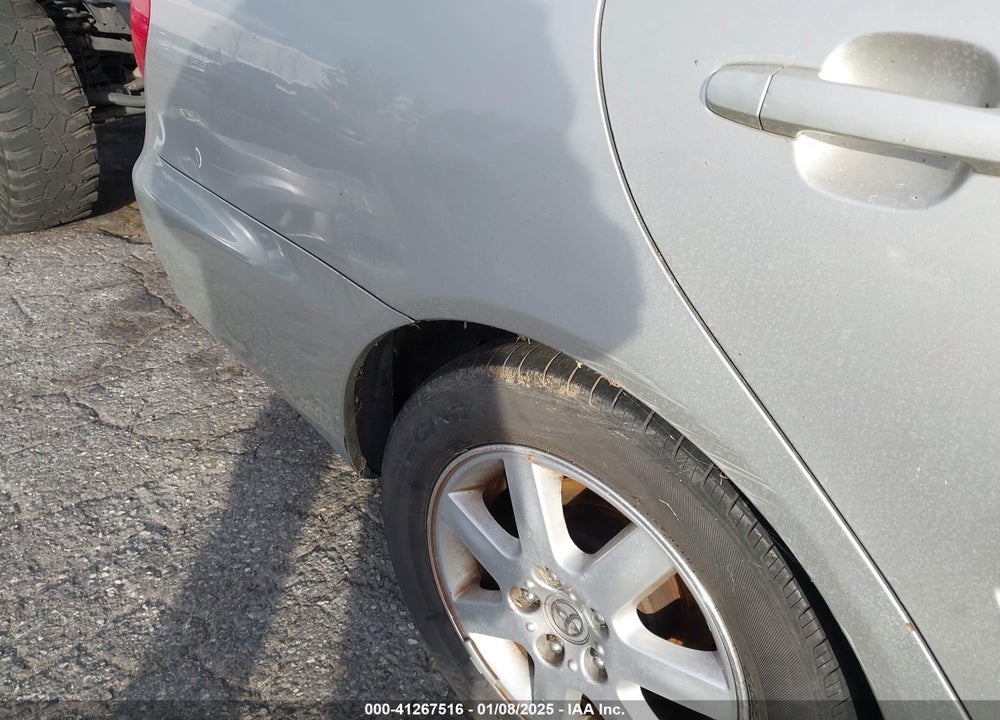 2004 TOYOTA CAMRY XLE VIN: 4T1BE32K24U823503