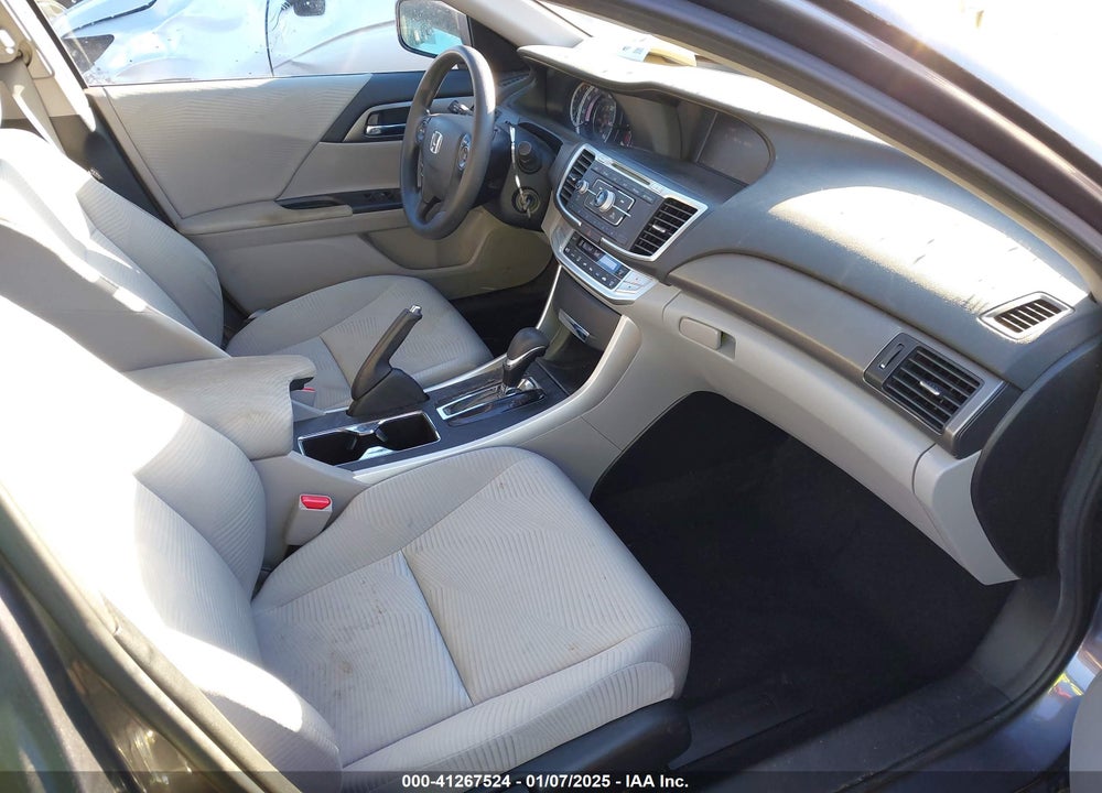 2015 HONDA ACCORD VIN: 1HGCR2F3XFA067872