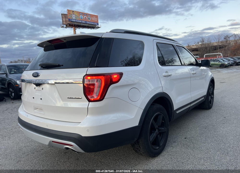 2016 FORD EXPLORER XLT VIN: 1FM5K7D84GGA24730