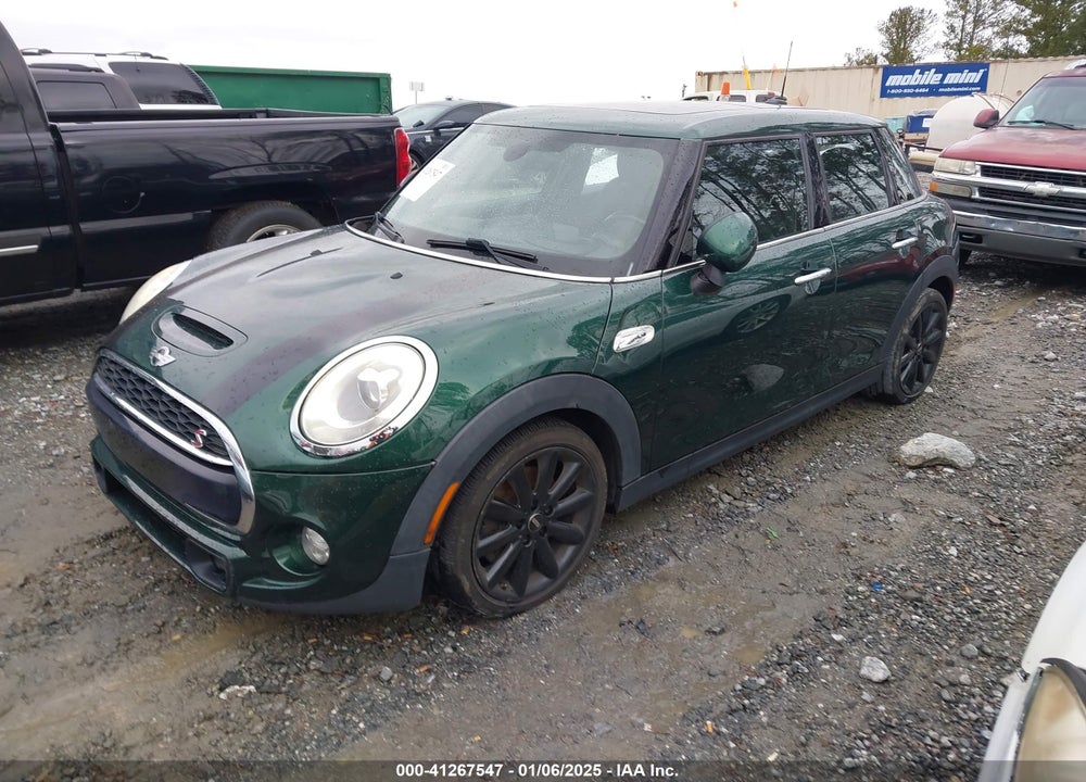 2016 MINI HARDTOP VIN: WMWXU3C58G2D31595