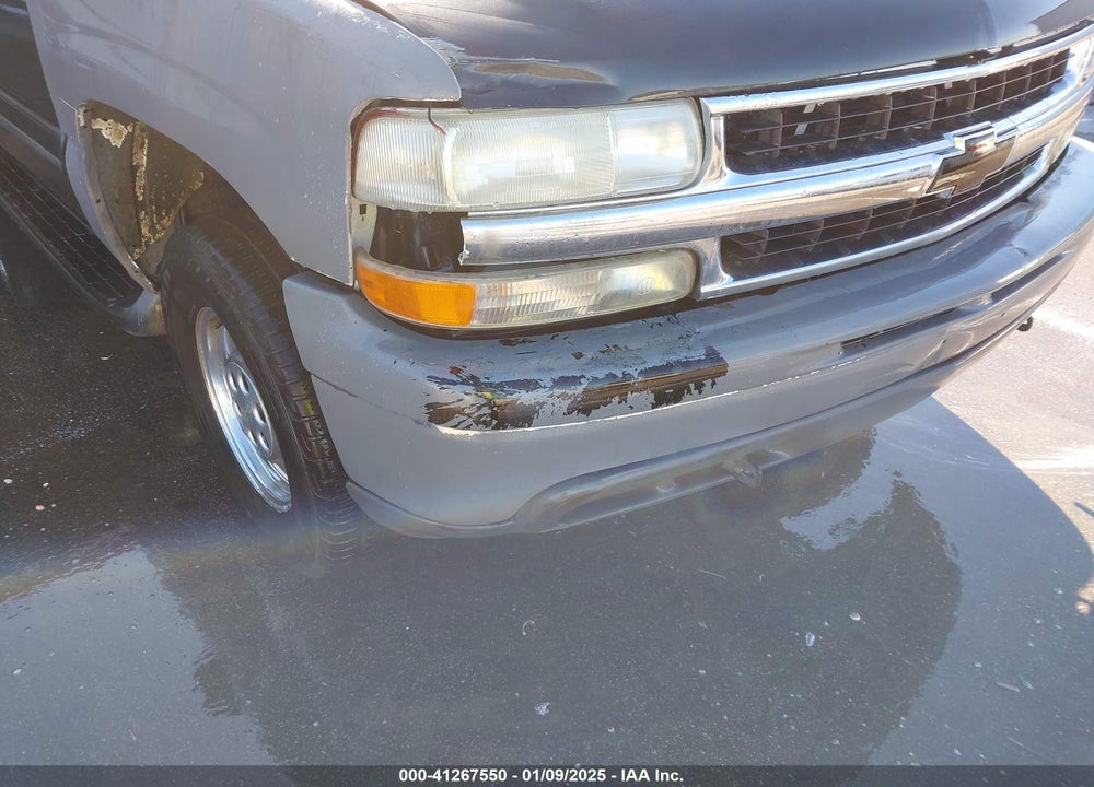 2004 CHEVROLET TAHOE LS VIN: 1GNEC13V94R288488
