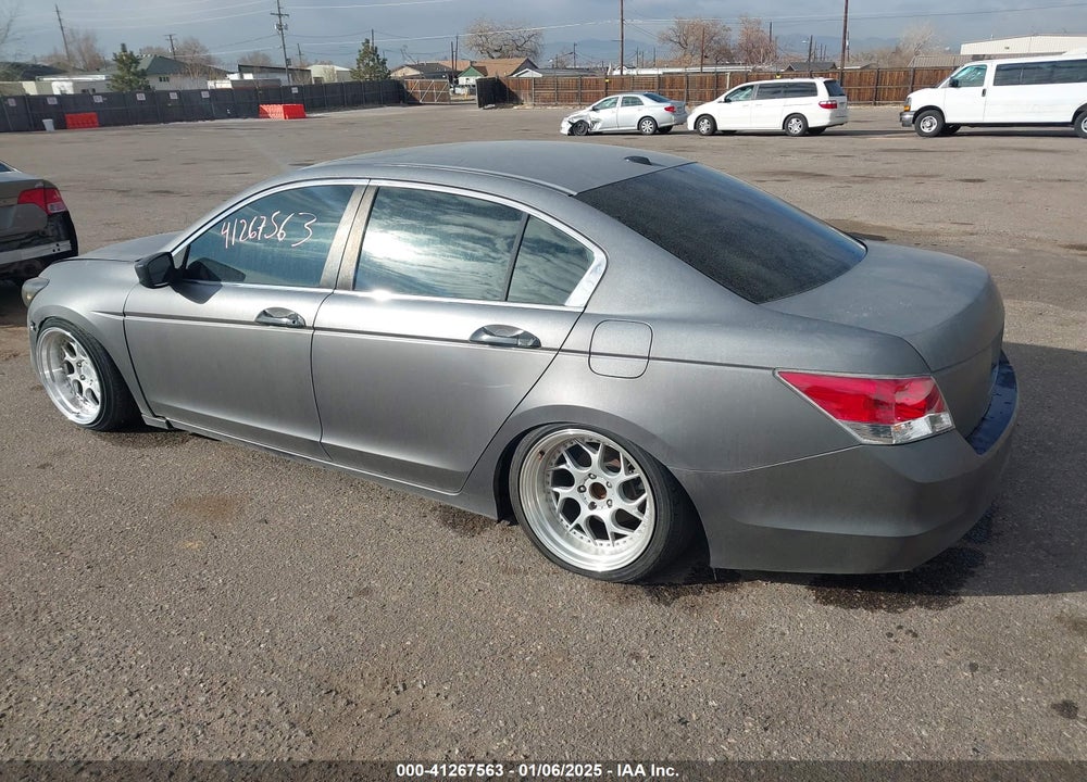2008 HONDA ACCORD VIN: 1HGCP36858A010070