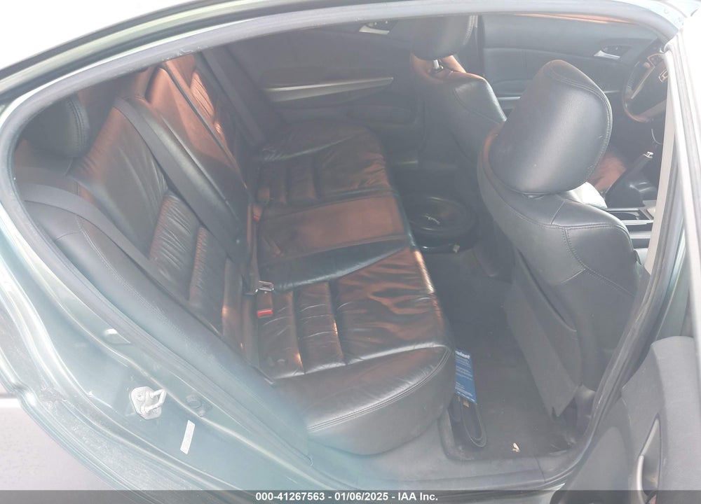 2008 HONDA ACCORD VIN: 1HGCP36858A010070