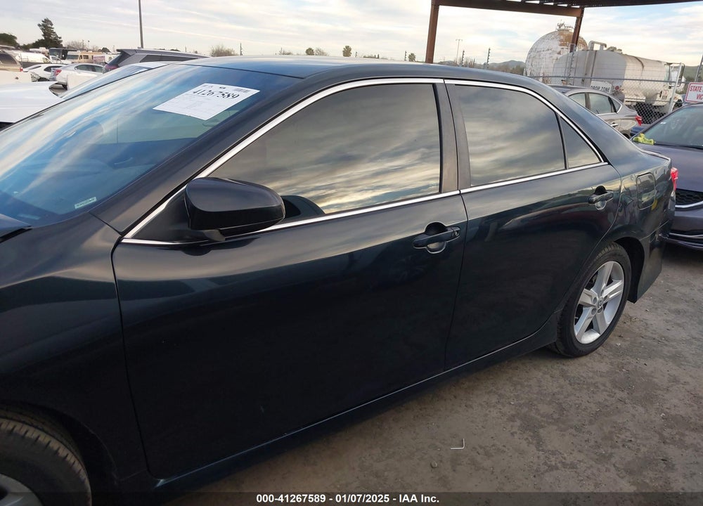 2014 TOYOTA CAMRY SE VIN: 4T1BF1FK4EU366822