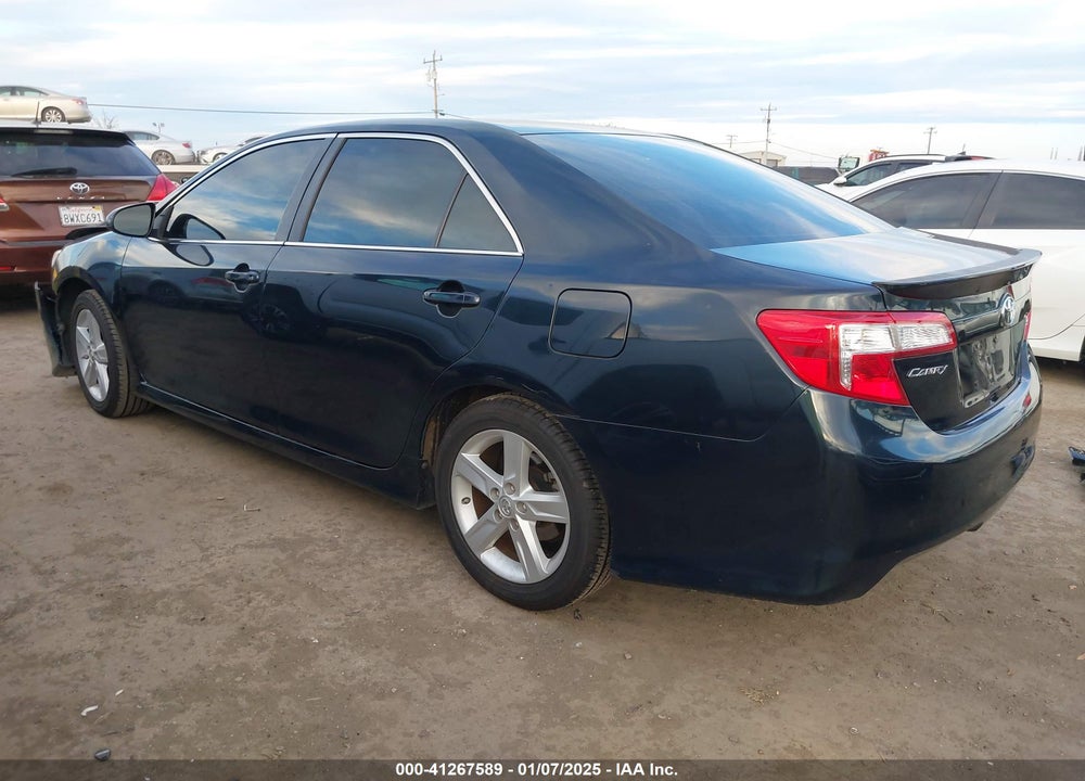 2014 TOYOTA CAMRY SE VIN: 4T1BF1FK4EU366822