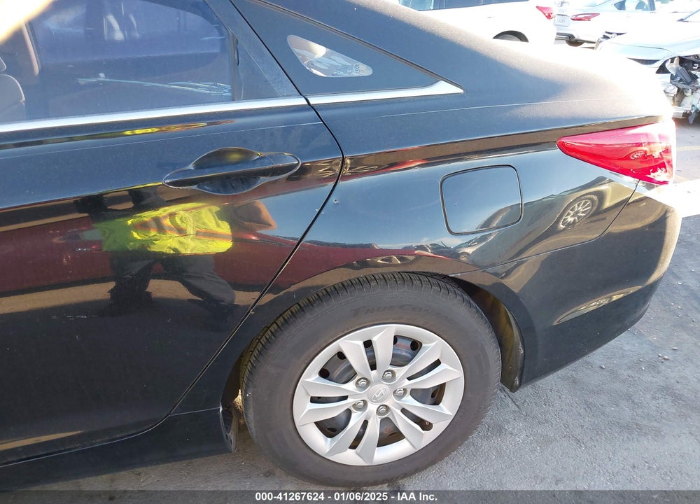 2012 HYUNDAI SONATA GLS VIN: 5NPEB4ACXCH395263