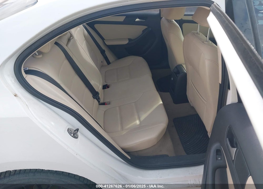 2012 VOLKSWAGEN JETTA 2.5L SE VIN: 3VWBP7AJ3CM454536