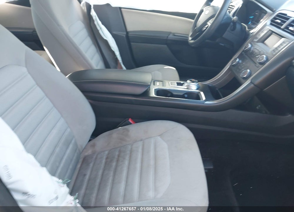 2017 FORD FUSION VIN: 3FA6P0G78HR369523
