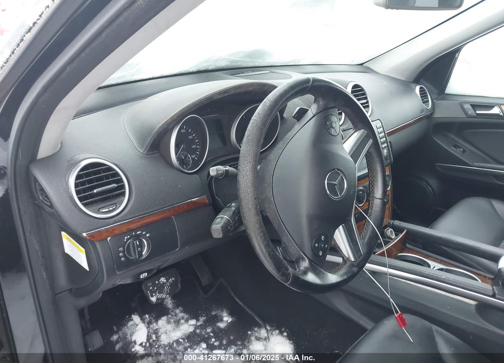 2009 MERCEDES-BENZ GL 450 VIN: 4JGBF71E89A515809