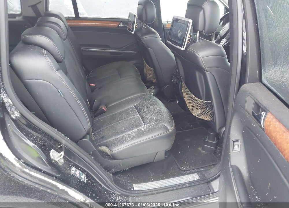 2009 MERCEDES-BENZ GL 450 VIN: 4JGBF71E89A515809