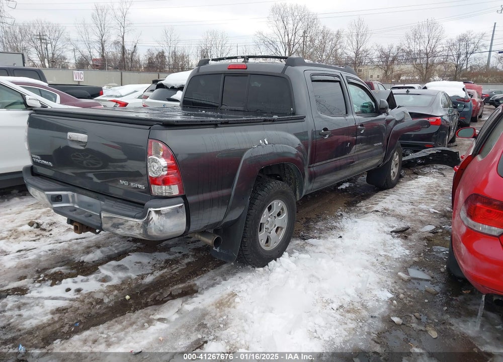 2015 TOYOTA TACOMA BASE V6 VIN: 3TMLU4EN0FM184813