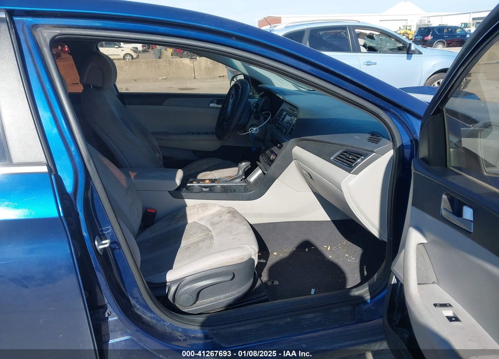 2016 HYUNDAI SONATA VIN: 5NPE24AF8GH395519