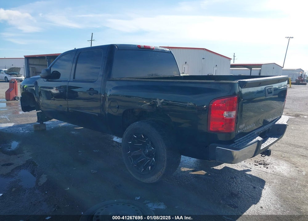 2008 CHEVROLET SILVERADO 1500 LS VIN: 2GCEC13C381194080