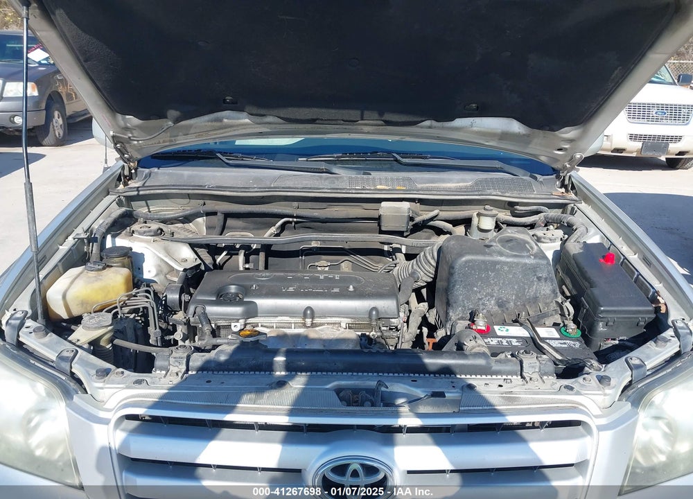2004 TOYOTA HIGHLANDER VIN: JTEGD21A840098153