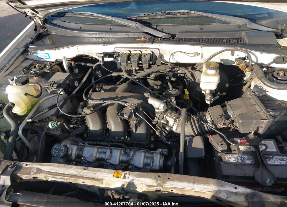 2005 MAZDA TRIBUTE S VIN: 4F2YZ04105KM01068