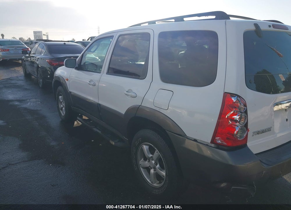 2005 MAZDA TRIBUTE S VIN: 4F2YZ04105KM01068