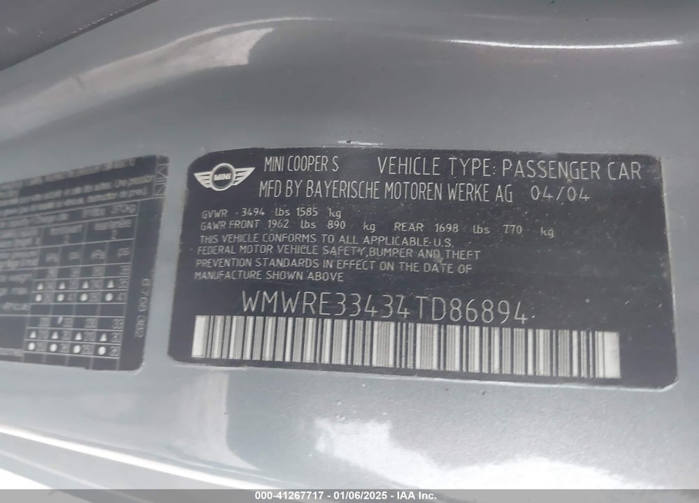 2004 MINI COOPER S VIN: WMWRE33434TD86894
