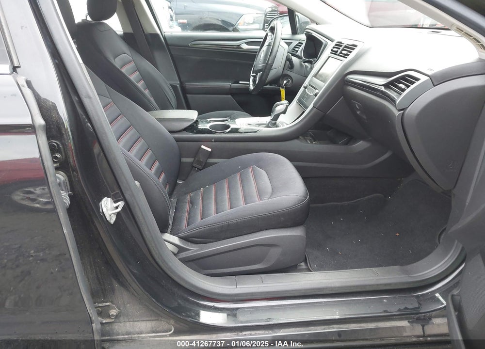 2014 FORD FUSION VIN: 1FA6P0H70E5353992