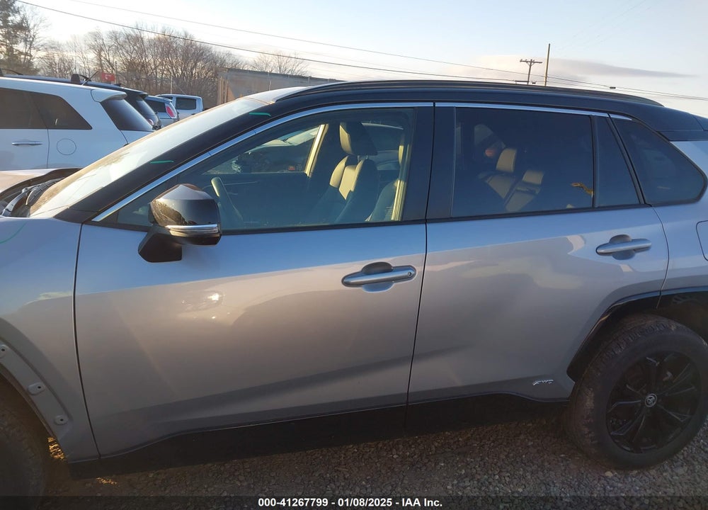 2022 TOYOTA RAV4 HYBRID XSE VIN: JTME6RFV1ND528268
