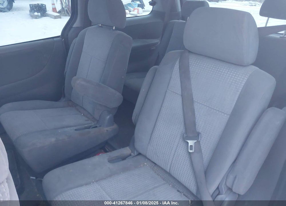 2004 MAZDA MPV LX VIN: JM3LW28A240518838