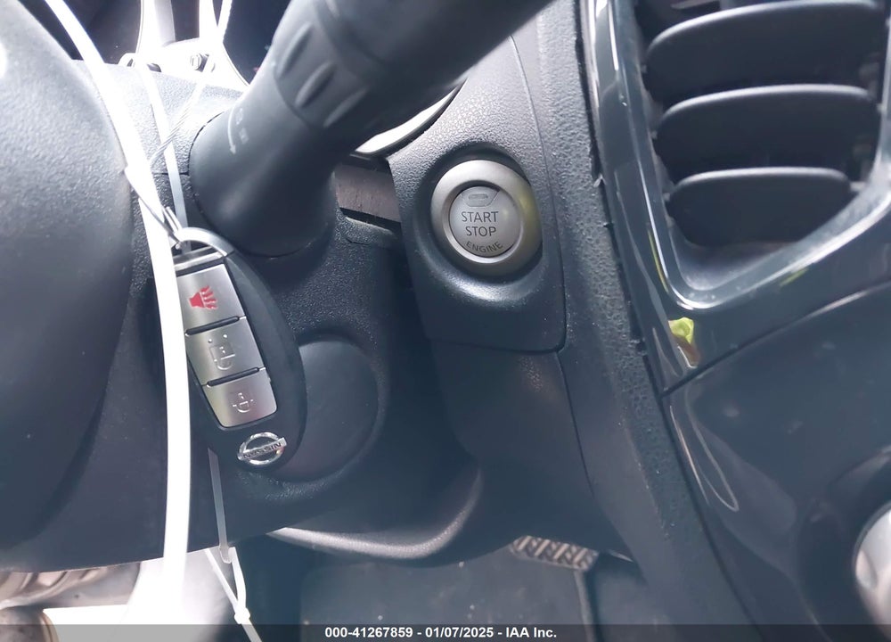 2011 NISSAN JUKE SV VIN: JN8AF5MR2BT001388