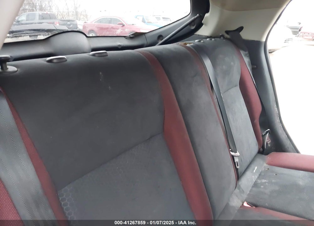 2011 NISSAN JUKE SV VIN: JN8AF5MR2BT001388