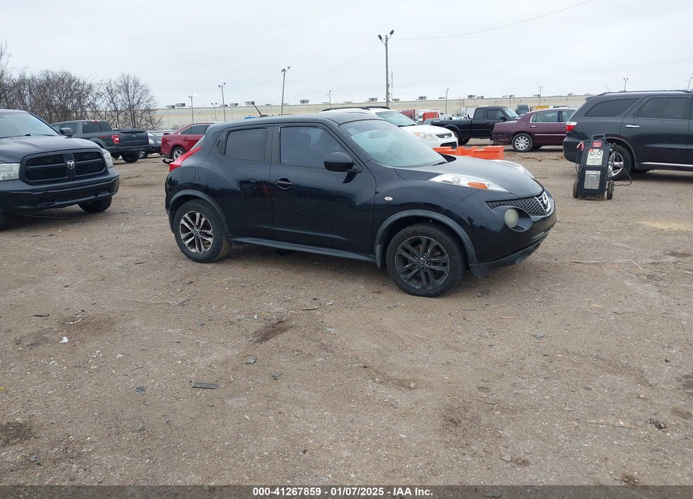 2011 NISSAN JUKE SV VIN: JN8AF5MR2BT001388
