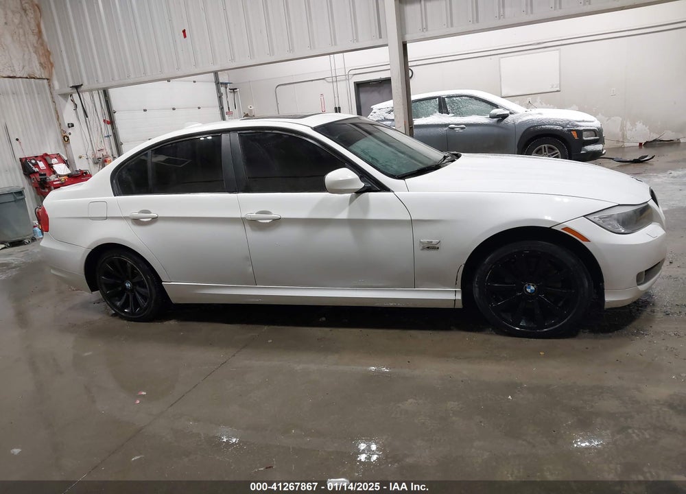 2011 BMW 328I XDRIVE VIN: WBAPK7C5XBA819231