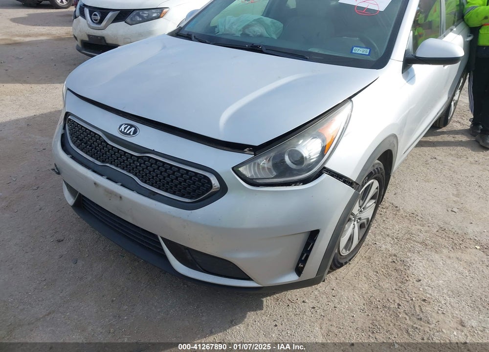 2018 KIA NIRO LX VIN: KNDCB3LC1J5123275