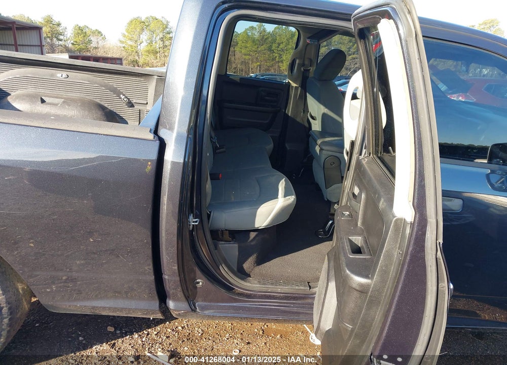 2013 RAM 1500 VIN: 1C6RR6FTXDS644740