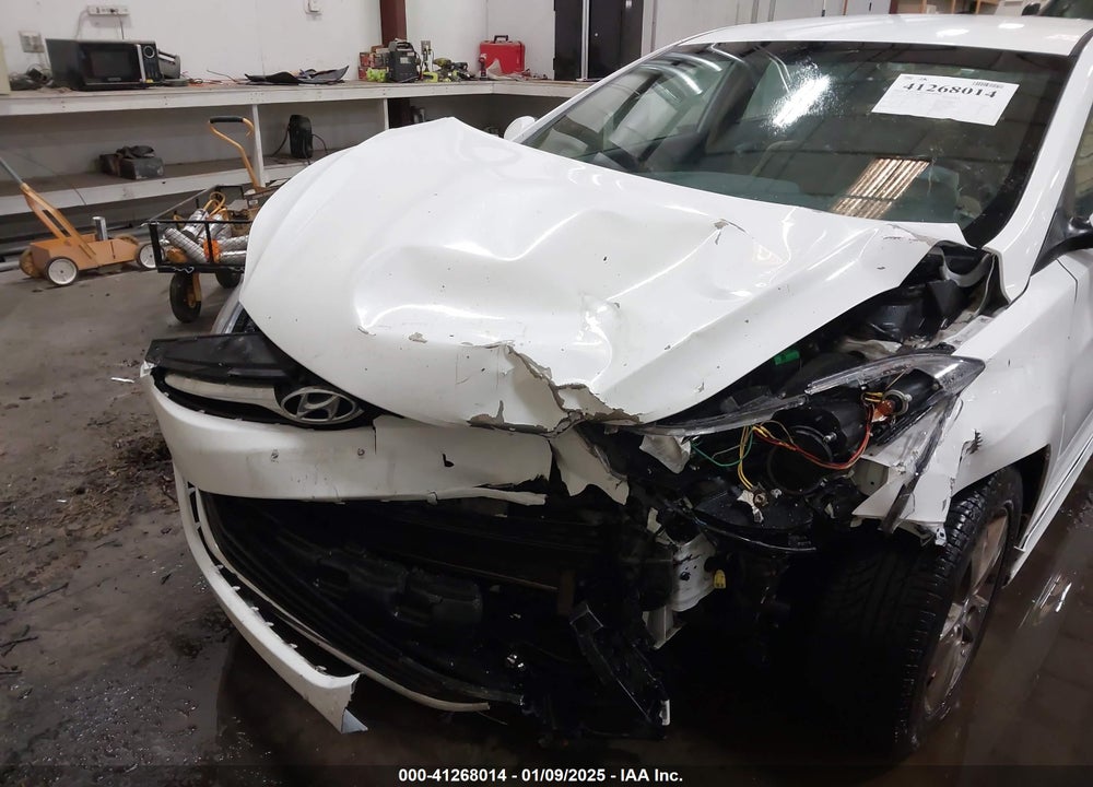 2013 HYUNDAI ELANTRA VIN: 5NPDH4AE1DH448218