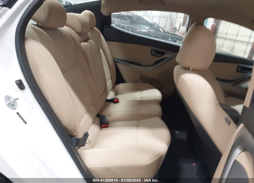 2013 HYUNDAI ELANTRA VIN: 5NPDH4AE1DH448218