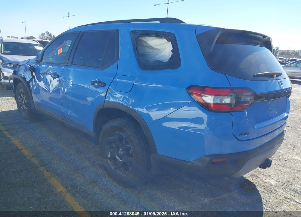2023 HONDA PILOT VIN: 5FNYG1H6XPB032463