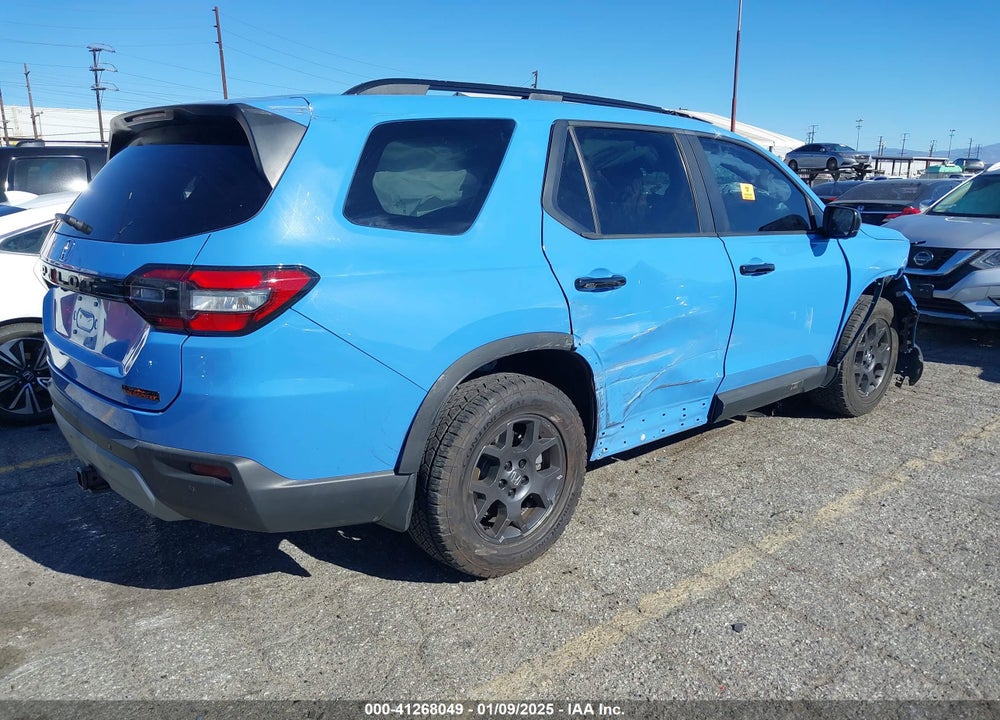 2023 HONDA PILOT VIN: 5FNYG1H6XPB032463
