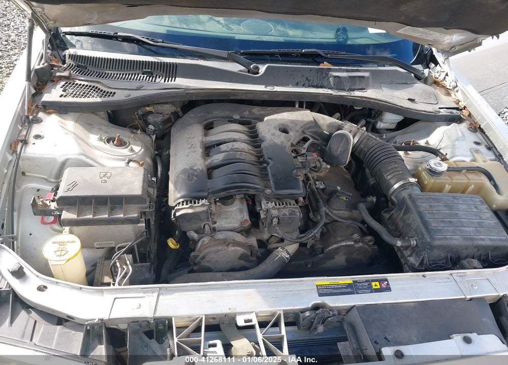 2005 CHRYSLER 300 TOURING VIN: 2C3JA53G85H184747