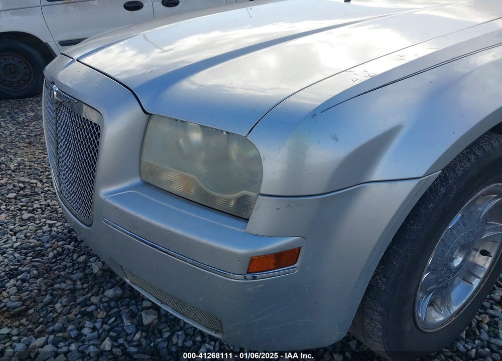 2005 CHRYSLER 300 TOURING VIN: 2C3JA53G85H184747