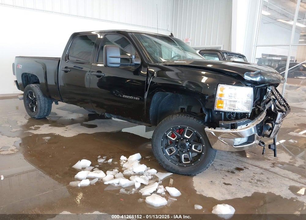 2011 CHEVROLET SILVERADO 2500HD LT VIN: 1GC1KXC80BF230856