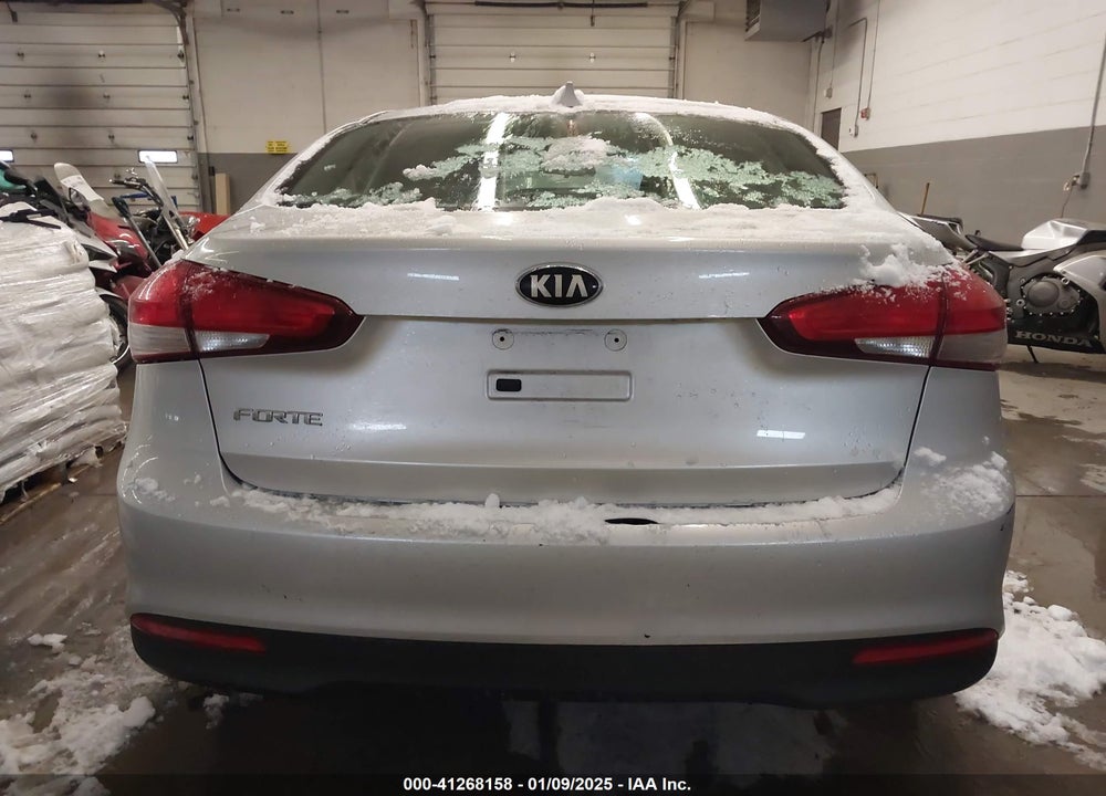 2017 KIA FORTE LX VIN: 3KPFK4A77HE018182