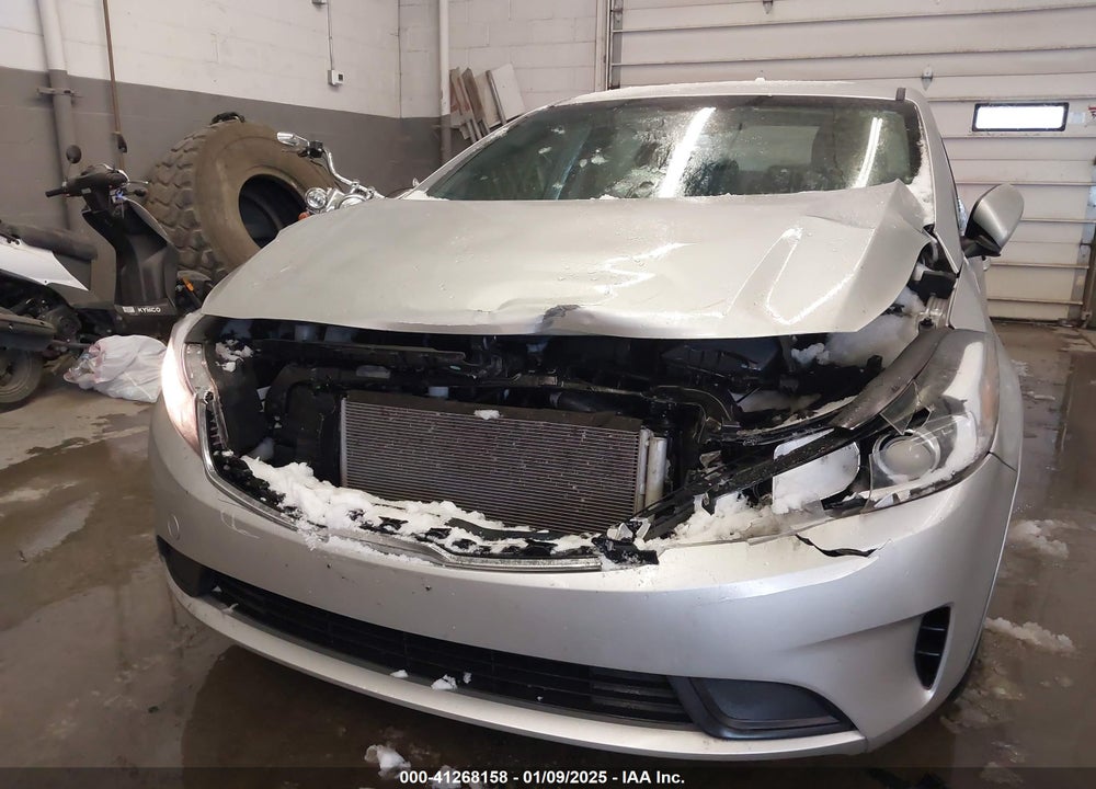 2017 KIA FORTE LX VIN: 3KPFK4A77HE018182