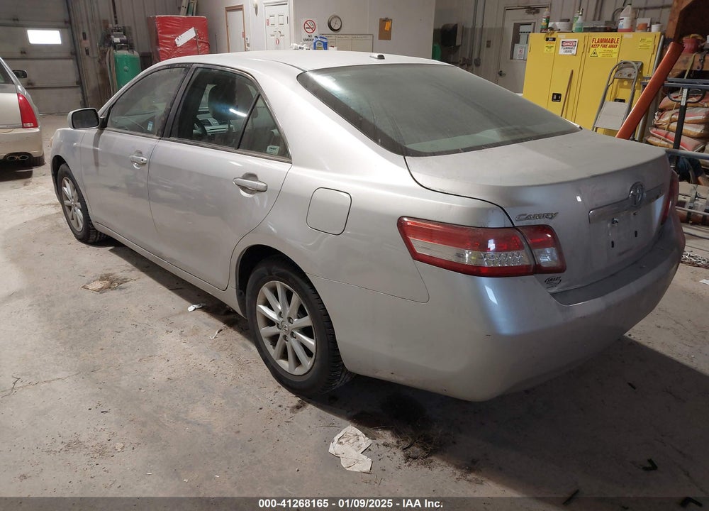 2011 TOYOTA CAMRY XLE VIN: 4T4BF3EK2BR178072