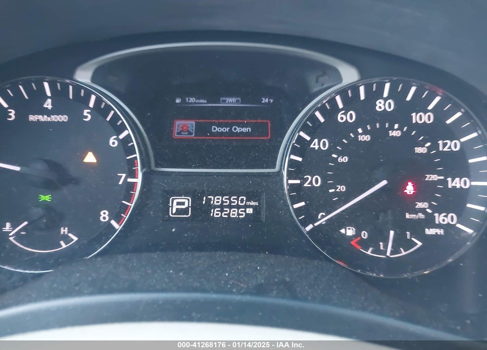 2014 NISSAN PATHFINDER VIN: 5N1AR2MM5EC611923