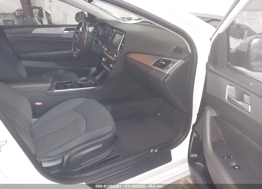 2019 HYUNDAI SONATA VIN: 5NPE34AF3KH736461